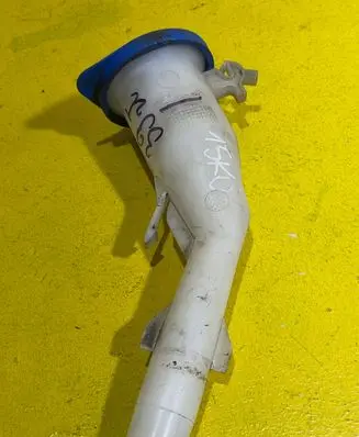 Opel Agila B Lamp washer fluid tank RZ1R12P4K2