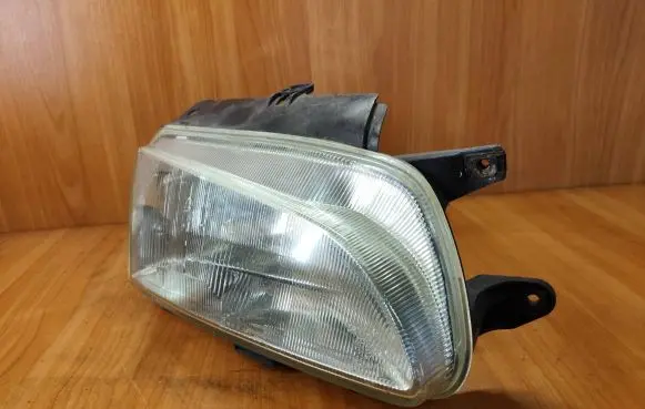 Peugeot Partner Headlight/headlamp