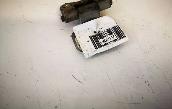Mercedes-Benz CLK A208 C208 Front door upper hinge 