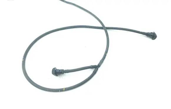 Hyundai i30 Windshield washer spray nozzle 