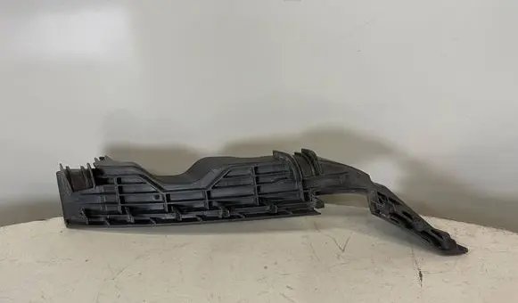 Volvo XC60 Headlight/headlamp mounting bracket 31468712 10600011520