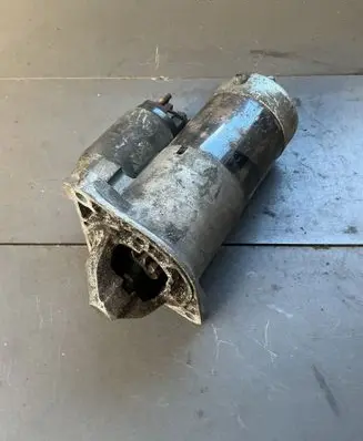 Opel Insignia A Starter motor 55352882