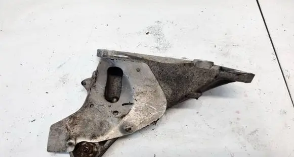 BMW 3 E90 E91 Engine mounting bracket 24168110