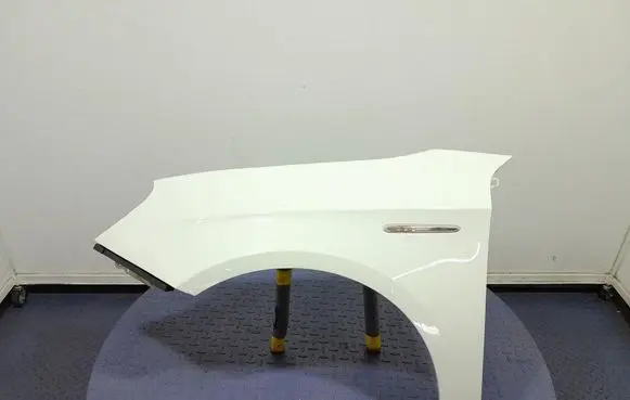 Alfa Romeo Giulietta Fender