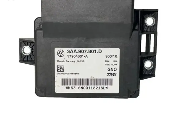 Volkswagen PASSAT B7 Hand brake control module 3AA907801D 17904601A