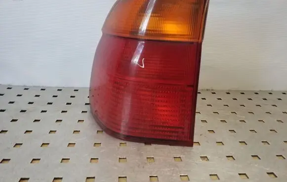 BMW 5 E39 Rear/tail lights 8361671