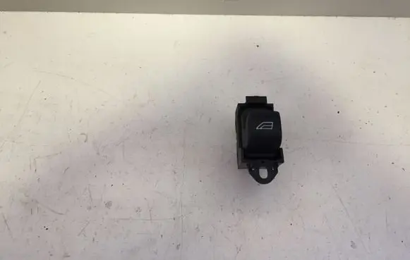 Volvo V50 Electric window control switch