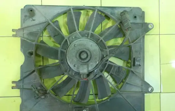 Honda CR-V Fan set 210208368