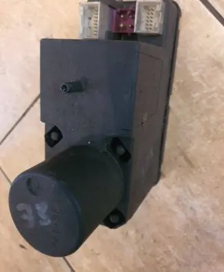Audi 100 S4 C4 Central locking vacuum pump 4A0862257J