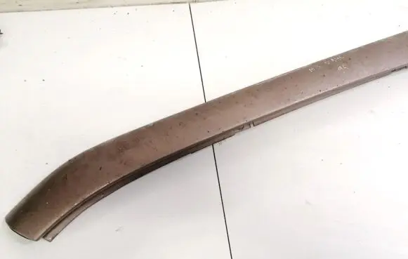 Mercedes-Benz S W140 Front door glass trim molding 