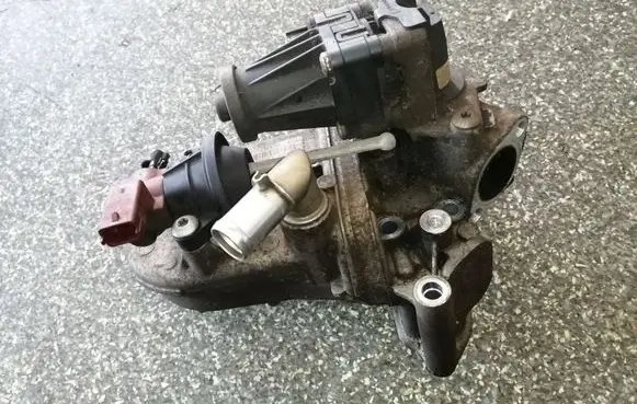 Fiat Doblo EGR valve cooler 55225296