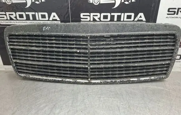 Mercedes-Benz E W210 Front bumper upper radiator grill 2108880023