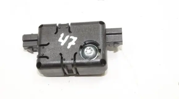 Mini Cooper Countryman R60 Aerial antenna amplifier 920191003 9185474