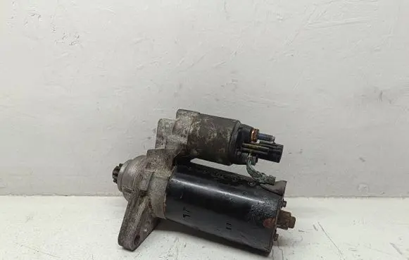 Volkswagen Golf VI Starter motor 0001123028