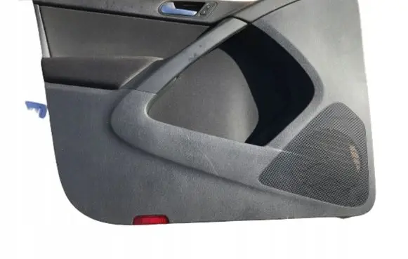 Volkswagen Tiguan Front door card panel trim 5N0867011