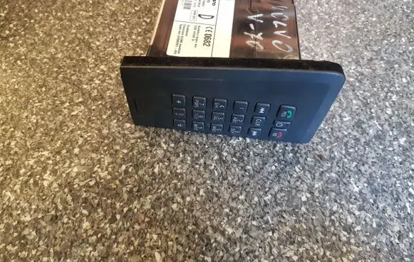 Volvo V70 Phone keyboard 8651109