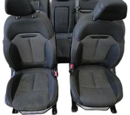 Renault Kadjar Seat set 