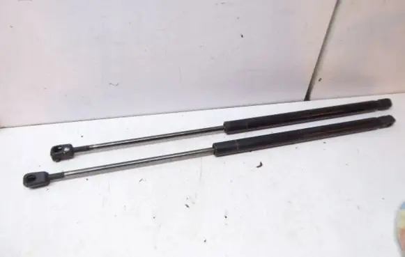 Mercedes-Benz A W168 Shock absorber/damper mounting bracket A1689800164