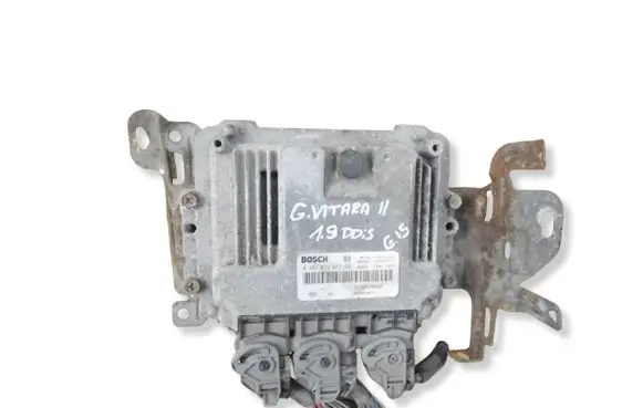 Suzuki Grand Vitara II Engine control unit/module 0281012657 8200518648 8200634611