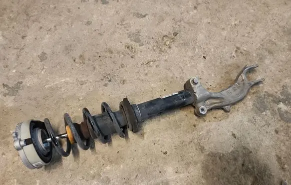 Audi A4 S4 B9 Front shock absorber/damper 8W0031AA