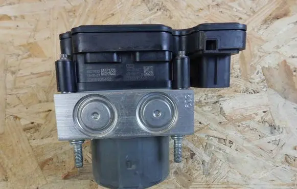 Nissan X-Trail T32 ABS Pump 476607FY9A 0265294132 0265956487