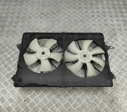 Chrysler Pacifica Radiator cooling fan shroud 5102428AA