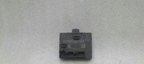 Audi A3 S3 8V Door control unit/module 5Q0959595D