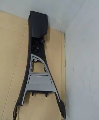 BMW 1 E81 E87 Center console