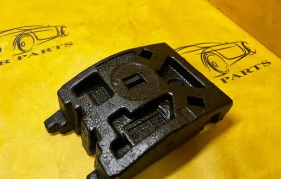 Peugeot 308 Gear shift cable bracket 9800888380