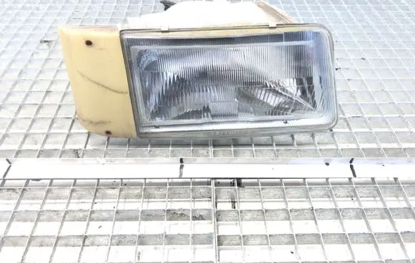 Iveco Daily 3rd gen Headlight/headlamp 