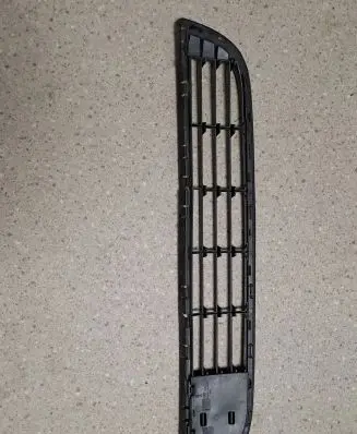 Citroen Berlingo Front bumper lower grill 9677603677