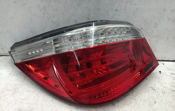 BMW 5 E60 E61 Rear/tail lights 2VP009425017