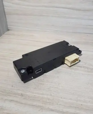 Peugeot 3008 I USB control unit 9666001080 S180073001E 0308169