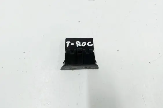 Volkswagen T-Roc USB socket connector 2G6035954