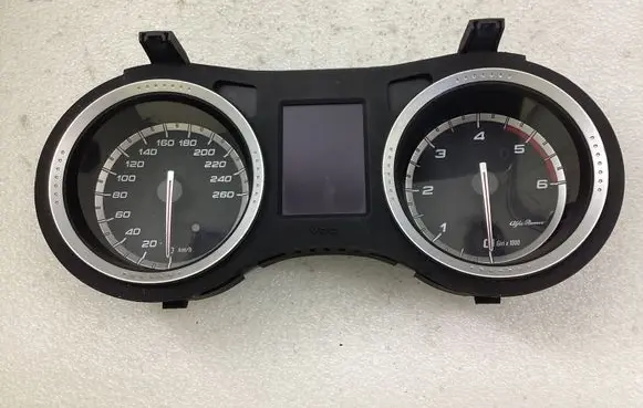 Alfa Romeo 159 Speedometer (instrument cluster) 0156061476 A2C53300282 230708