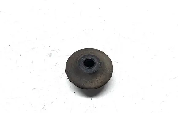 Nissan Qashqai Radiator mount bracket 