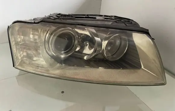 Audi A8 S8 D3 4E Headlight/headlamp 15815400 158118