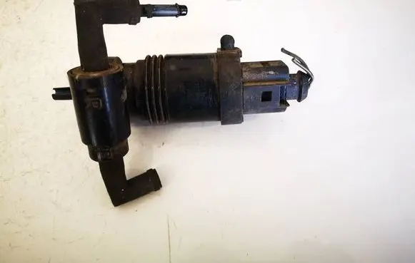 Dodge Journey Windscreen/windshield washer pump 05152075AC