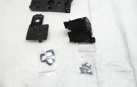 Peugeot 3008 III Headlight/headlamp mounting bracket 9848344380