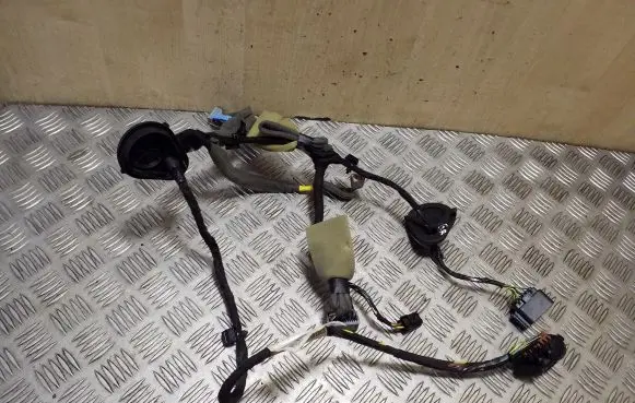 Volvo XC70 Rear door wiring loom 31374832