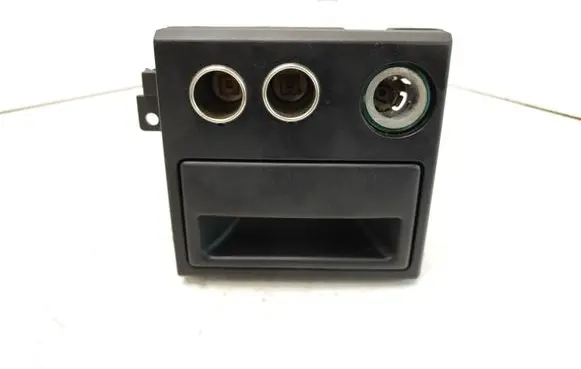 Volkswagen Transporter - Caravelle T4 Car ashtray 7D0857305B 7D0857423B