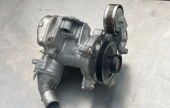 Lexus RX 450H Water pump 2241000432
