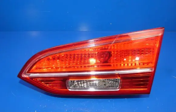 Hyundai Grand Santa Fe NC Tailgate rear/tail lights 924062W0