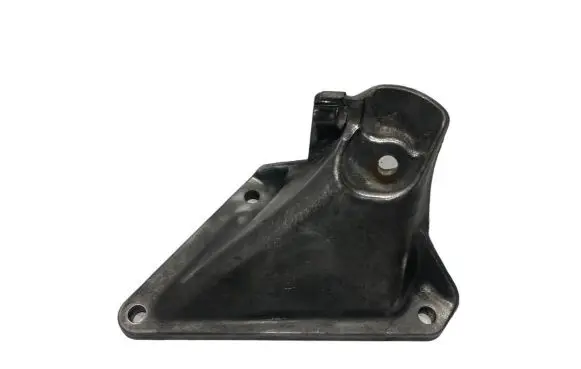 BMW 5 E60 E61 Engine mounting bracket 6761149 22116761149