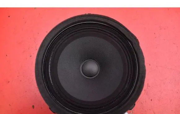 KIA Ceed Subwoofer speaker 96340-A2000