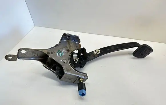 Clutch pedal