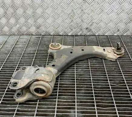 Volvo V60 Front lower control arm/wishbone