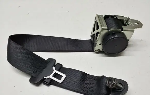 Maserati Ghibli Rear seatbelt 6700174370