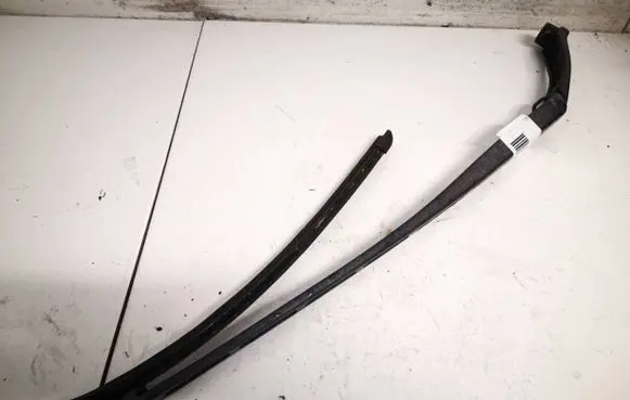 Citroen C5 Front wiper blade arm