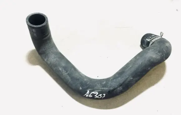 Toyota Avensis T250 Engine coolant pipe/hose